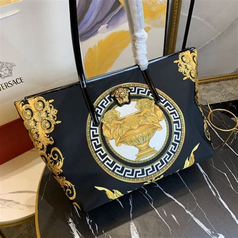 imitation of versace product